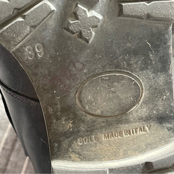 Leather Lug Sole Boots 8 - Picture 3 of 5